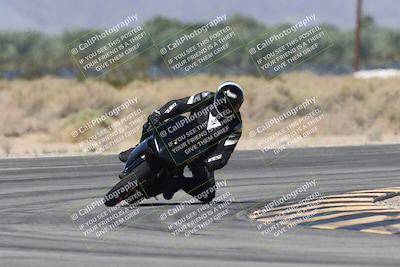 media/Oct-13-2025-Moto Forza (Mon) [[a66d839500]]/3-B Group/Session 3 (Turn 16)/